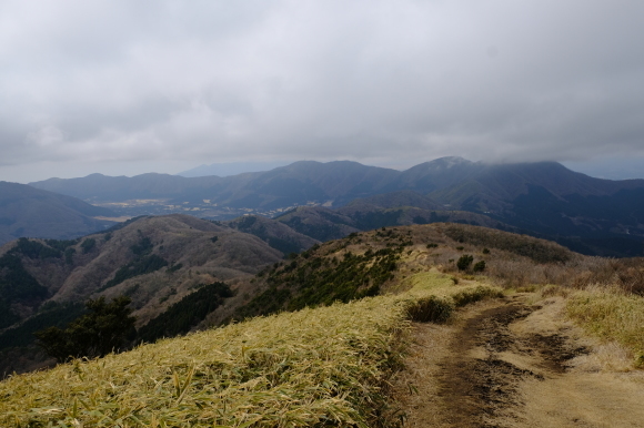 一人登山　明神ヶ岳_e0000910_12042929.jpg
