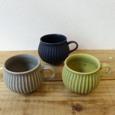 吉沢寛郎さんのマグカップ、器 入荷いたしました。_f0325437_14062939.jpg