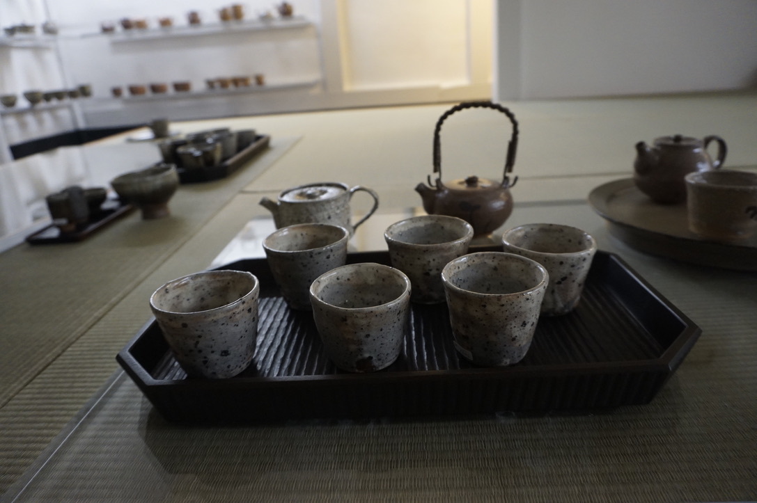 塩鶴るり子展のご案内_b0132442_20255438.jpeg