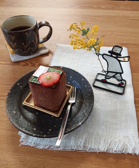 ケーキと玉ねぎ_a0317947_16564325.jpg