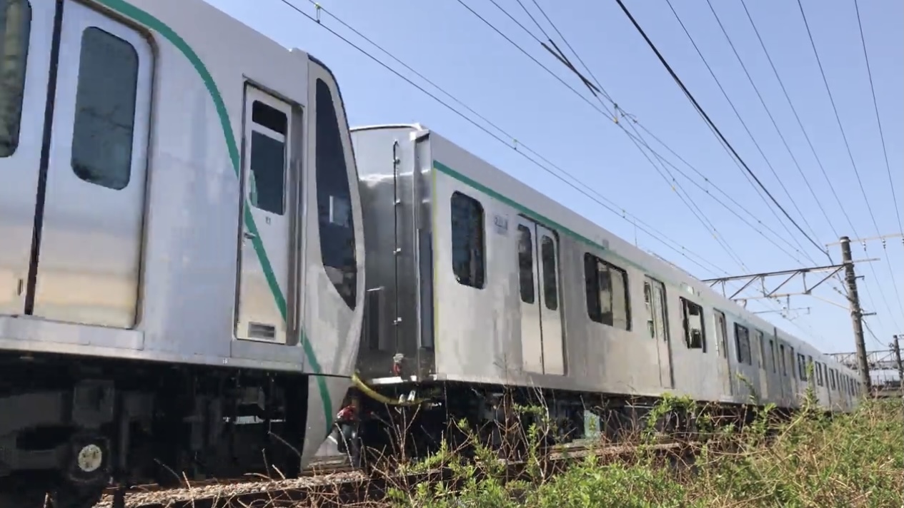【横浜線を走る!】東急車両の甲種輸送【初めての撮り鉄!】_c0212604_19251919.jpeg
