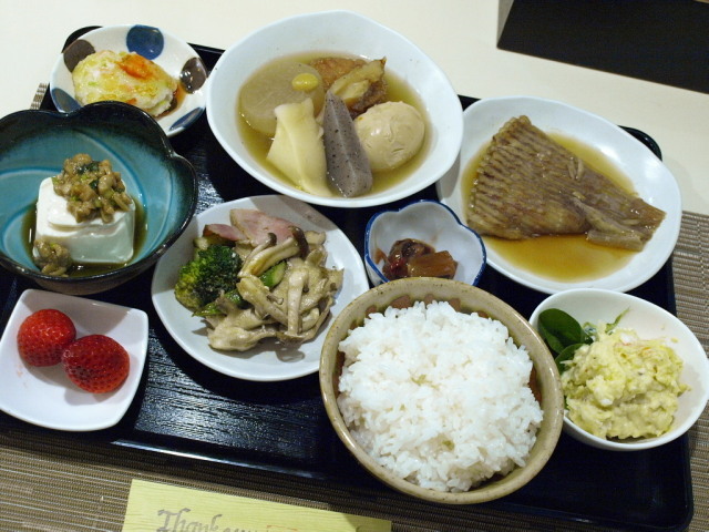 おばんざいダイニング 織々 その4(日替わり定食)_d0153062_16103951.jpg
