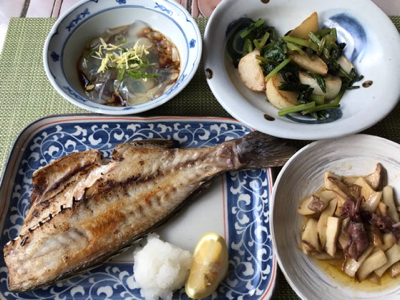 蛍烏賊と空豆のペペロンチーノ 黒メバルの干物 やせっぽちソプラノのキッチン２