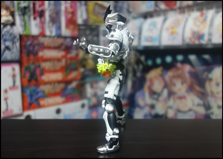 レビュー】 S.H.Figuarts 仮面ライダーゲンム ゾンビアクション