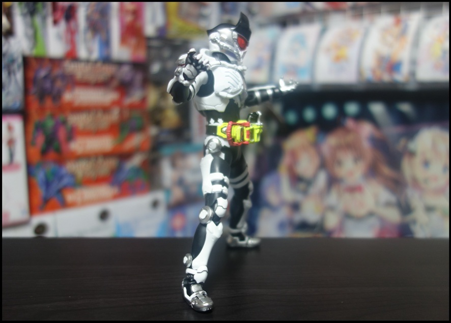 S.H.Figuarts 仮面ライダーゲンム ゾンビアクションゲーマー