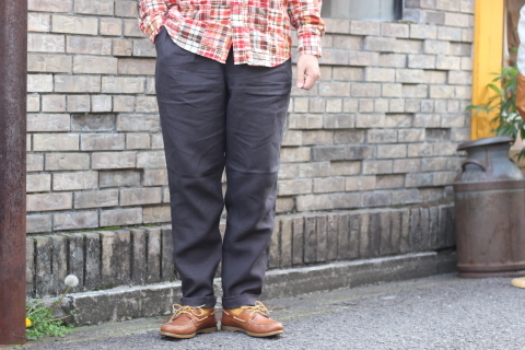 美品ワーカーズ　FWP Trousers, Standard-Fit, 黒シャン ワーカーズ WORKERS ブラックシャンブレー FWP トラウザーズ