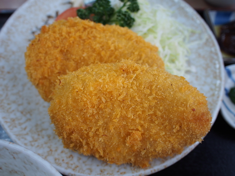 【真心こそ食の提供の本質】キング食堂＠木更津　「特製コロッケ定食」_b0008655_23425335.jpg