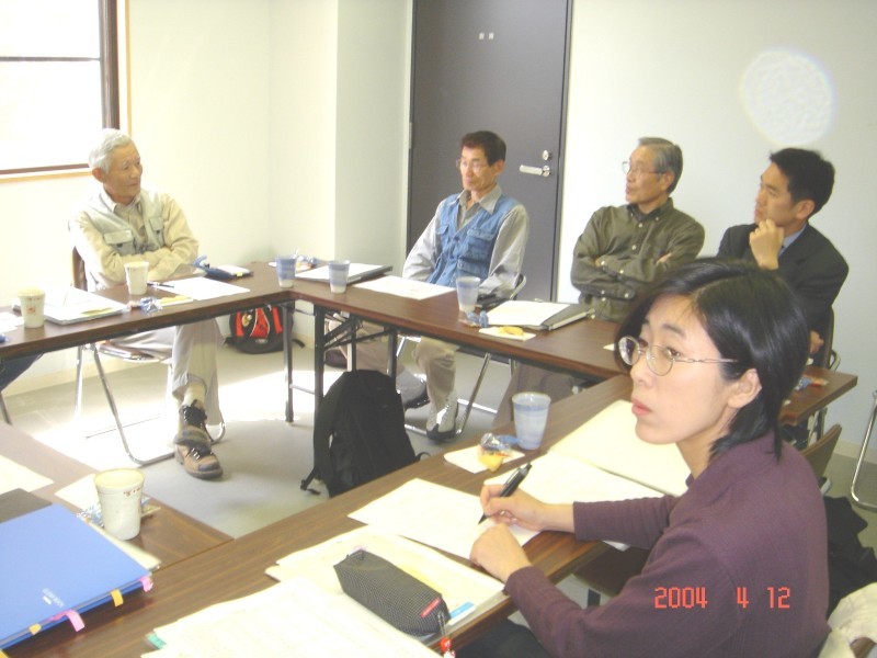 平成16年4月度運営委員会_c0108460_16524369.jpg