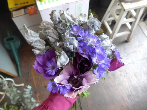 花修行~グレースイトピーのアレンジメント_f0232060_11324787.jpg