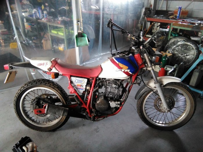 出荷整備】秋田県よりオーダー頂いたHONDA FTR250を徹底的に整備