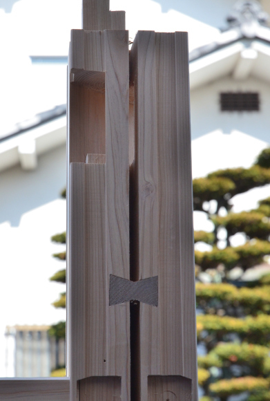 数寄屋門と塀　新築工事_e0164563_09054656.jpg