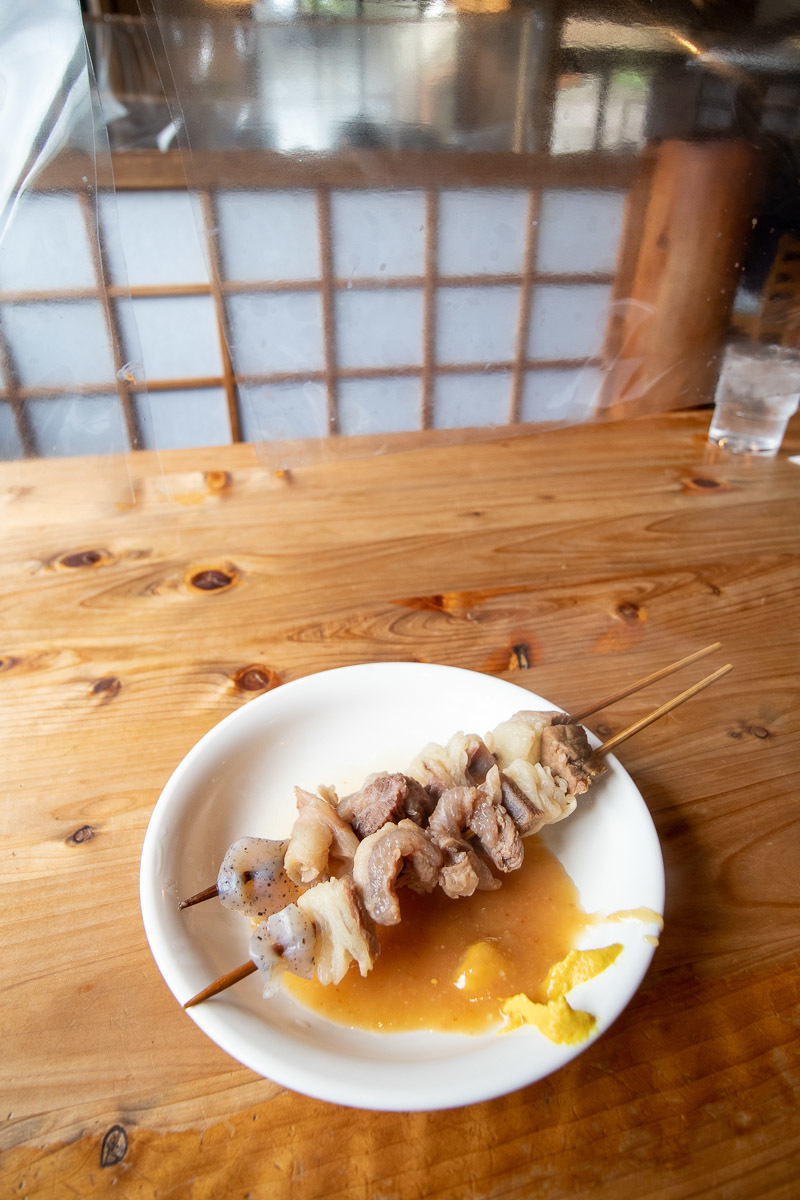 自由軒 伊野出来地店で、みそカツラーメン大盛り_a0077663_08162773.jpg
