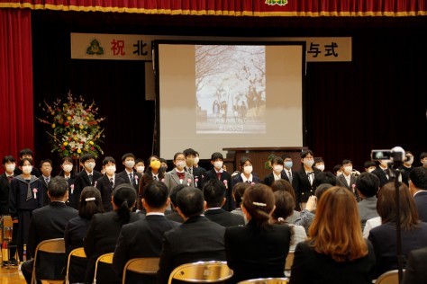 ご卒業おめでとうございます！市立小学校で卒業式_f0237658_16591777.jpg