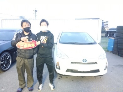 祝☆納車 NHP10アクア、JB23ジムニークロスアドベンチャー お買い上げありがとうございます(≧∇≦)_c0213517_10384822.jpg