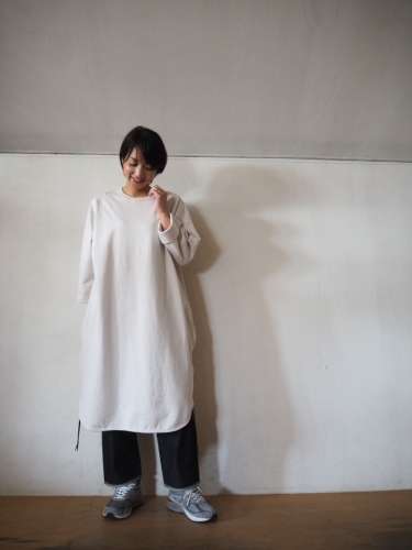 squady サイドZIPワンピ_e0357389_11404747.jpg