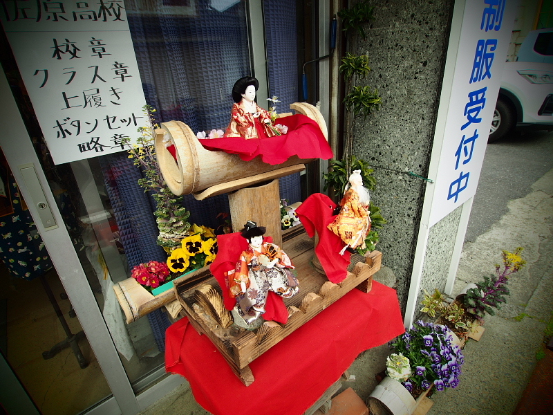 【カメラ散歩】Cloudyな佐原の街並みと、さわら雛めぐり_b0008655_23072985.jpg