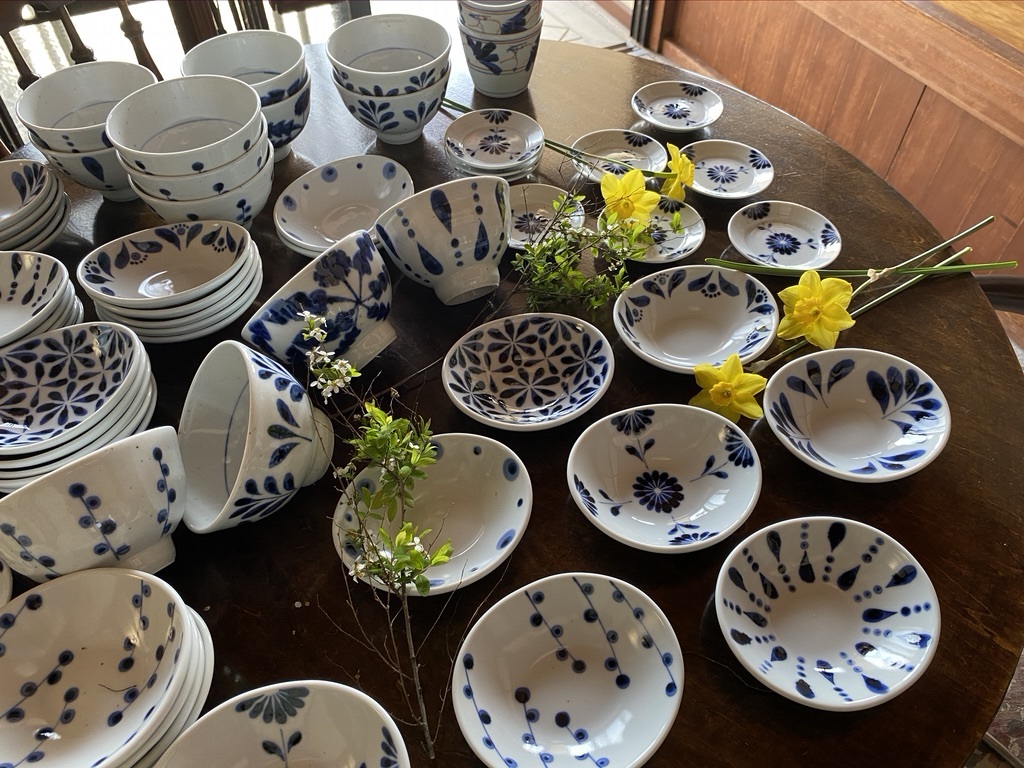 砥部焼『陶房遊』のおなじみの器たち_c0334574_19085893.jpeg