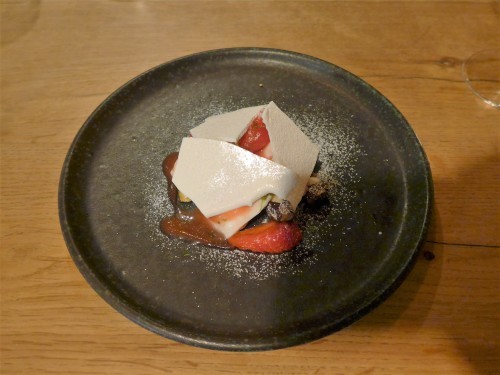 代々木上原「メゾンサンカントサンク」へ行く。_f0232060_21140658.jpg