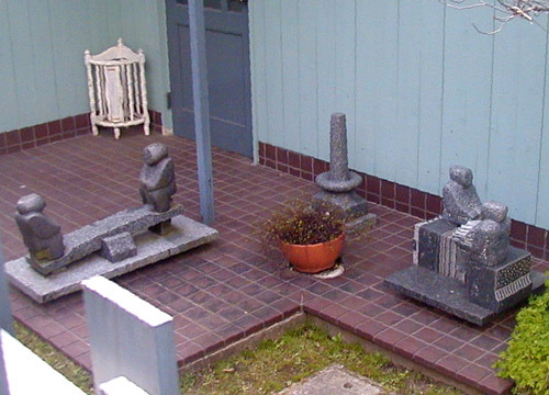 ●吉本豊の野外彫刻、その6_d0053294_00242921.jpg