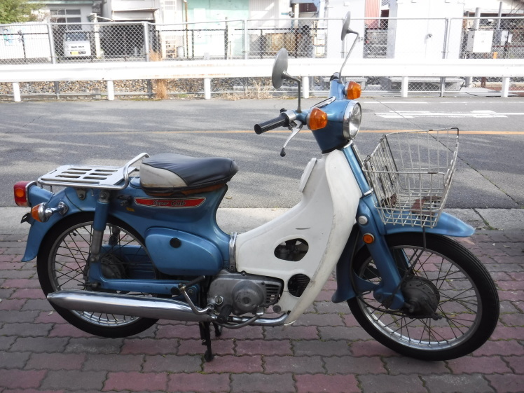 C50デラックス かもめ行灯中古車入荷 モーターヘッド サイクルショップ