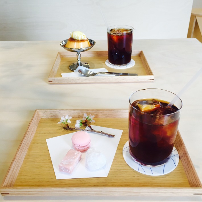 カフェにも桜・・洗足池 AOI COFFEE アオイコーヒー_f0054260_06450509.jpg