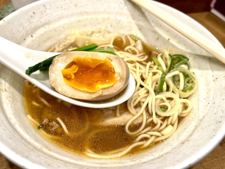 濃厚煮干しそば「丸にたちばな」(橋本)_c0212604_20261750.jpeg