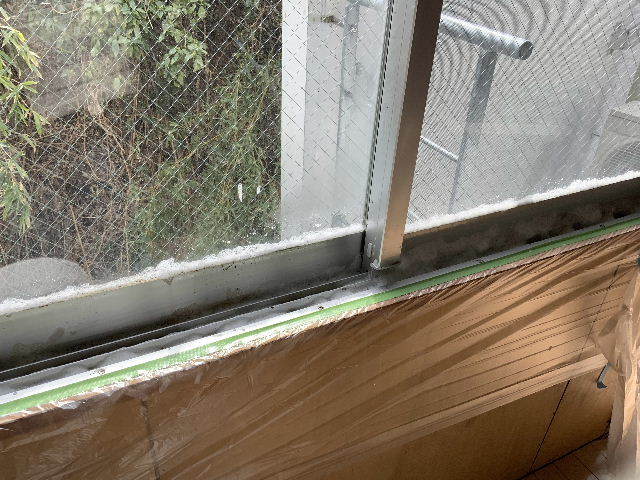 賃貸・水漏れ・部分CF・窓枠塗装・クリーニング_f0031037_17112118.jpg