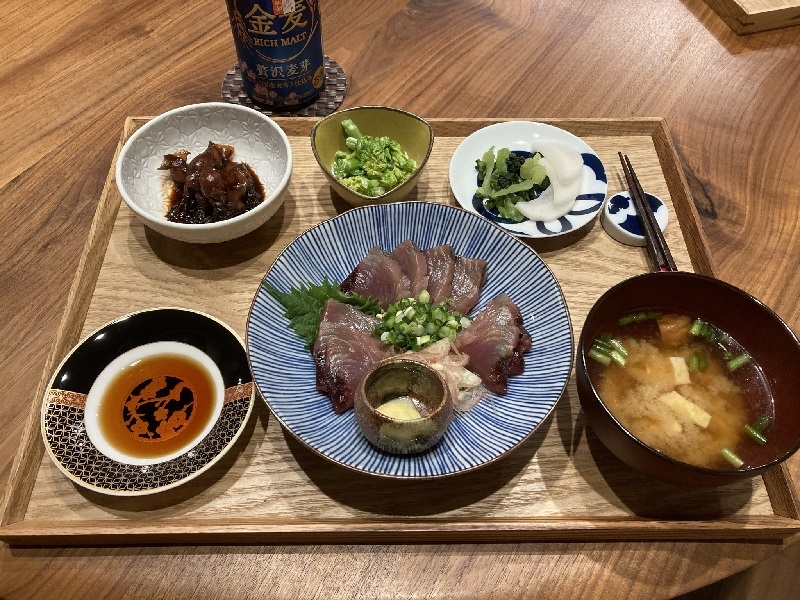 献立 鰹のお刺身 ホタルイカの生姜醤油煮 菜の花のマヨポン和え お漬物2種 魚河岸揚げと小ねぎのお味噌汁 ビール Kajuの 今日のお料理 簡単レシピ 献立 鰹のお刺身 ホタルイカの生姜醤油煮 菜の花のマヨポン和え お漬物2種 魚河岸揚げと小ねぎのお味噌汁 ビール Kajuの 今日のお料理 簡単レシピ