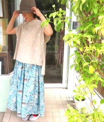洋服と靴下と絵本「装いのポルカ」5月14日から_f0129557_17242128.jpg