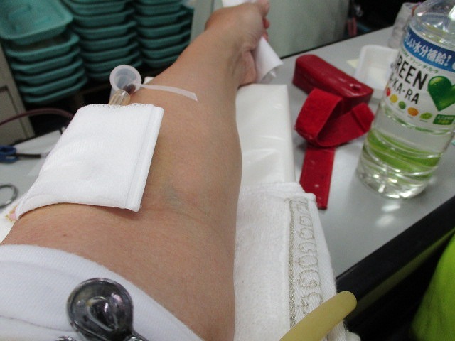 私も400mlを採血　　富士マウントライオンズクラブがサポートする「春の献血事業」_f0141310_08075798.jpg