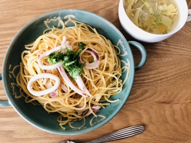 スルメイカとたらこのパスタ お散歩アルバム 夏日和バラ日和