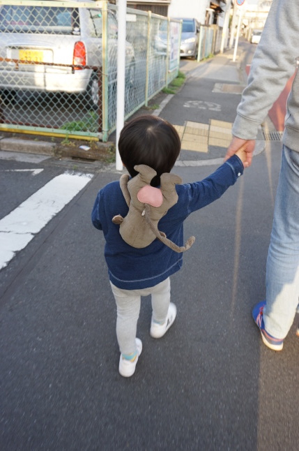 ちびっ子おもちゃ おんぶモンキーと若さま_d0348118_08521927.jpeg