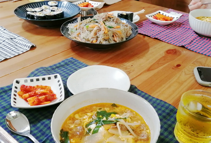 韓国料理と犬_d0351435_08111900.jpg