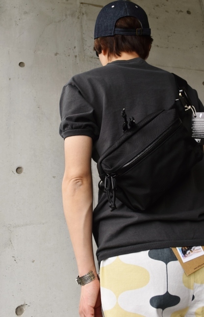 入荷しました(^^♪ 再! DEFY BAGS_d0152280_11251994.jpg