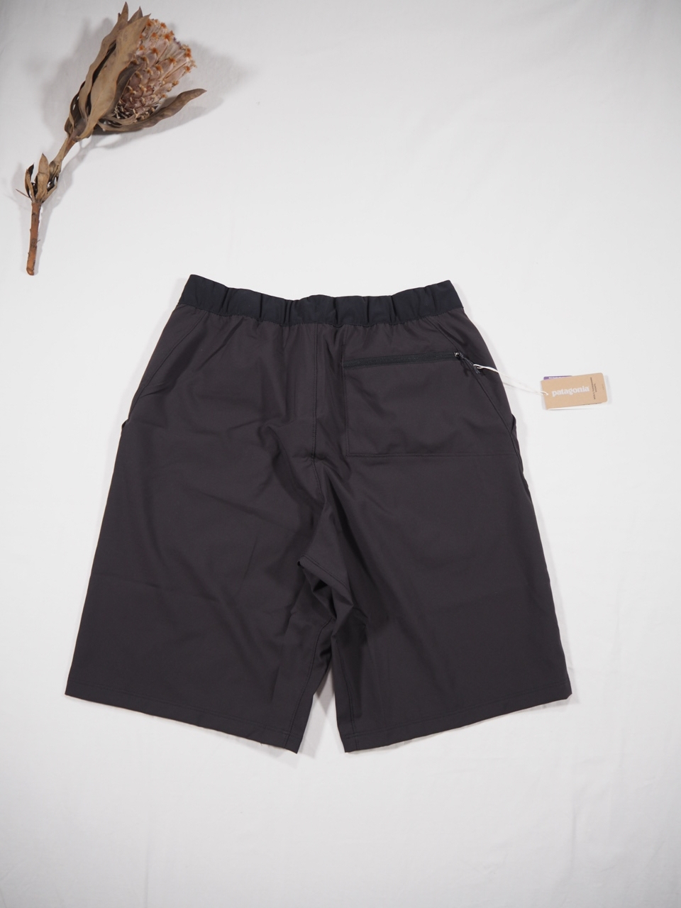 正規認証品!新規格 新品パタゴニア メンズ テルボンヌショーツ L