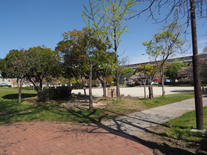 佐伯区民文化センター&五日市中央公園_c0116915_23145111.jpg