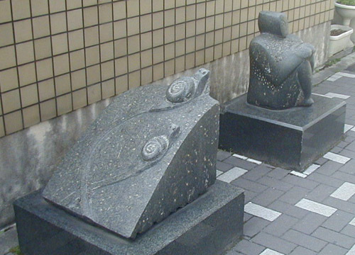 ●吉本豊の野外彫刻、その7_d0053294_14054519.jpg