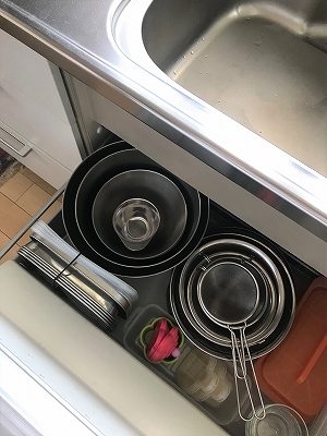 【新しいキッチン道具の収納】_b0198721_15405664.jpg