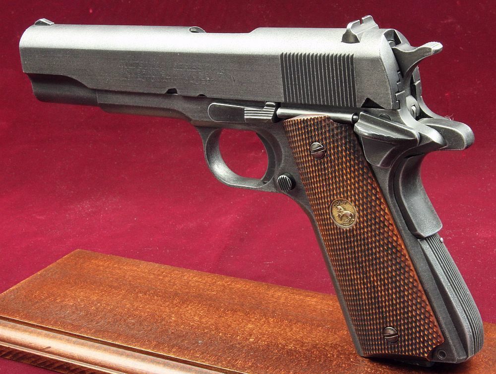 完全限定品！マルシンM1911A1木グリ