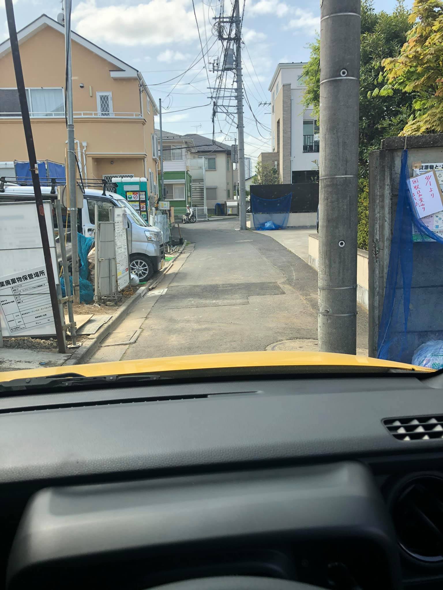 何かどんどん攻められる_e0133255_18250785.jpg