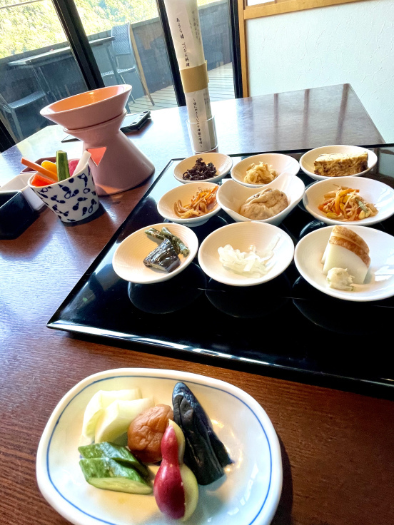 朝ごはん・2日分♪ @ 独り温泉旅(あうら橘)_c0212604_05202095.jpeg