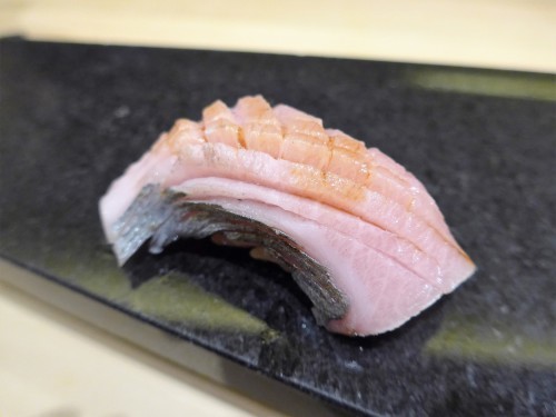 恵比寿「鮨 心白」へ行く。_f0232060_00302540.jpg