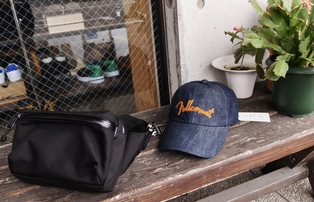 泣いても笑っても・・・(^^♪ DEFY BAGS_d0152280_14374748.jpg