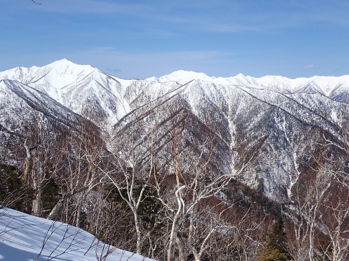 十勝幌尻岳1846m～前編　2021.04.10_e0352951_16453866.jpg