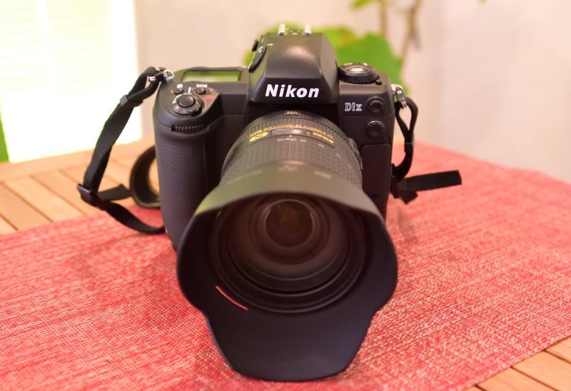 被写体カメラ その10・・・NIKON D1X : カメラとワインと時々
