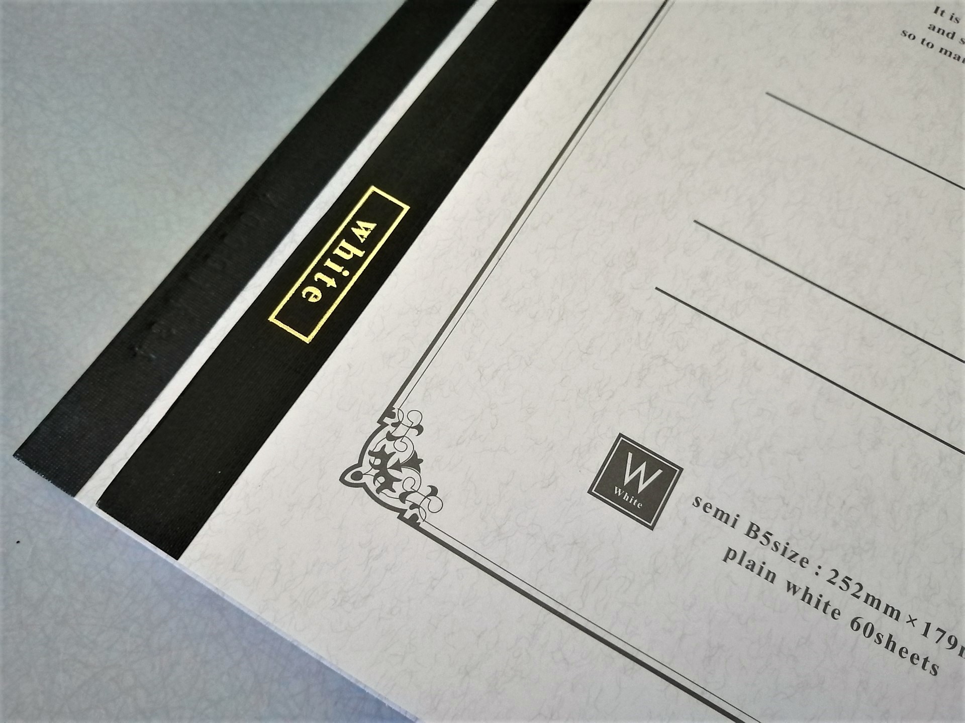 ダイソー キングオブノートに変化 無罫フォント