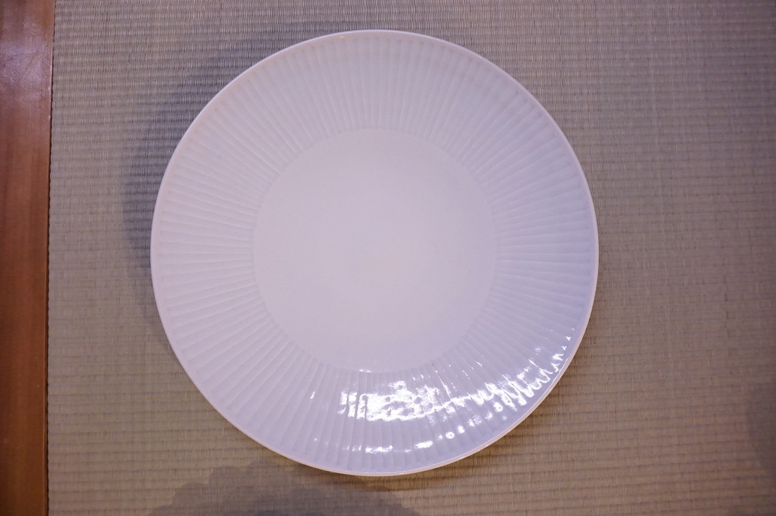 砂田政美 磁器のうつわ展 2021.4.14(水)~19(月) 明日からです_b0132442_19125473.jpeg