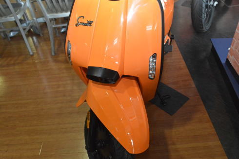 ランブレッタ　NEWカラー　_d0100125_11383789.jpg