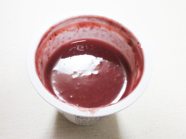 【Yoplait】ストロベリー&フランボワーズ_c0152767_07350986.jpg