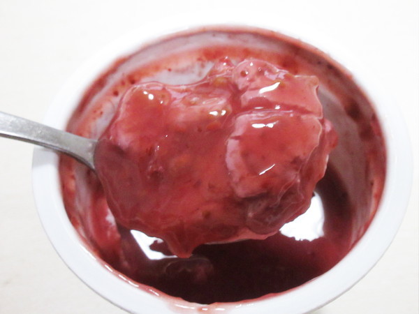 【Yoplait】ストロベリー&フランボワーズ_c0152767_07372543.jpg